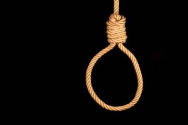 Leh resident hangs self to death in Srinagar