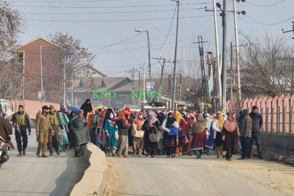 Anganwari workers protest in Sopore against new HR Policy