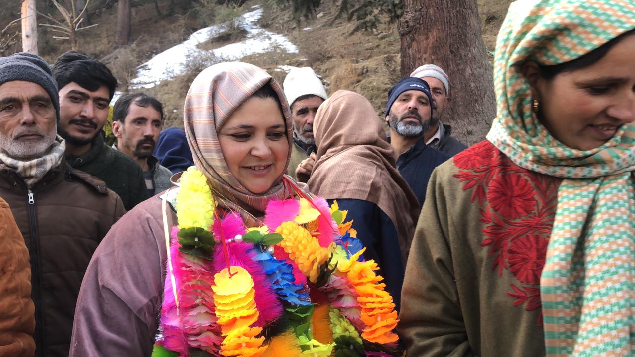 BAD1E314-254B-429A-9AFC-754471C2CDAB