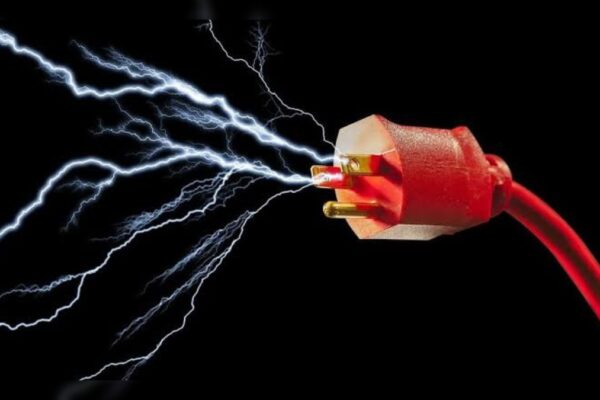 Elderly man electrocuted to death in Pulwama