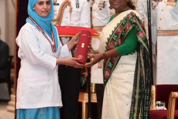 SKIMS nurse wins Florence Nightingale Award