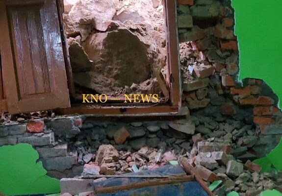 Landslide damages house in Pulwama’s Chandgam