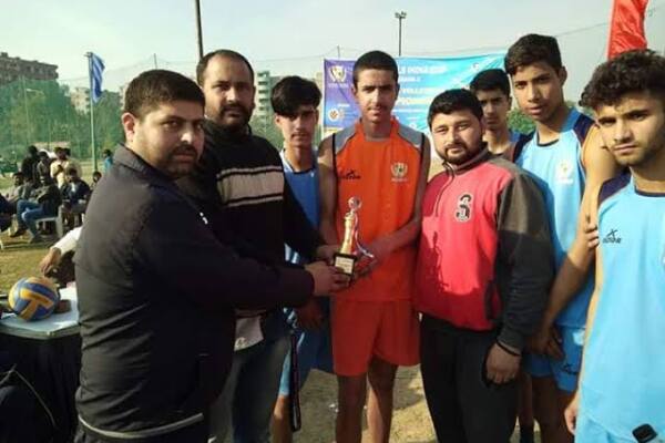 Anantnag boy selected for India U-19 volleyball team