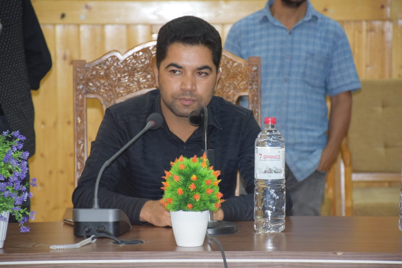 bd5ac55a-58dc-4976-836d-570a2dfe0ff9