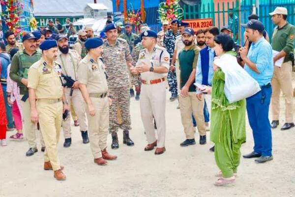 IGP Kashmir Chairs Coordination & Security Meeting for Amarnath Yatra