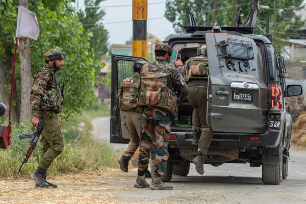 Modergam Kulgam Gunfight: Top Hizb commander among two slain