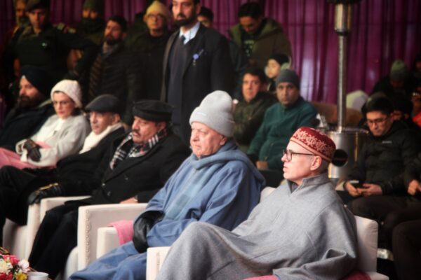 Chief Minister Omar Abdullah Inaugurates Winter Carnival in Pahalgam