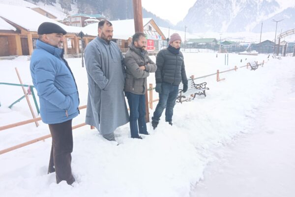 MLA Kangan Reviews Post-Snow Arrangements at Sonamarg