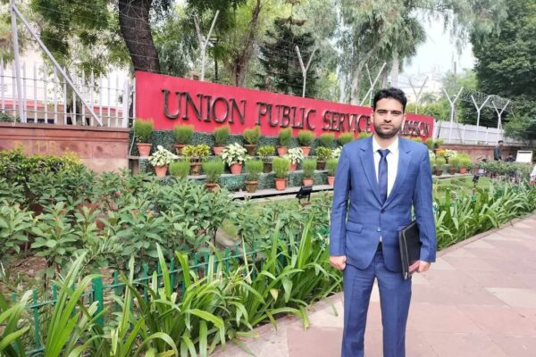 From Kangan Ganderbal to UPSC: The Inspiring Journey of Dr. Mohammad Abas Reshi