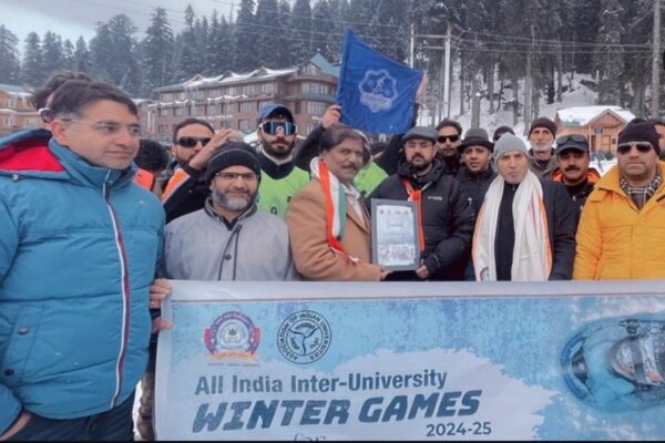 “Gulmarg Hosts All India Inter-University Winter Games 2024-25: A Celebration of Sports and Tourism”