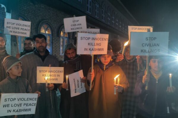 Candlelight March in Ganderbal Condemns Brutal Killing of Ex-Army Man in Kulgam