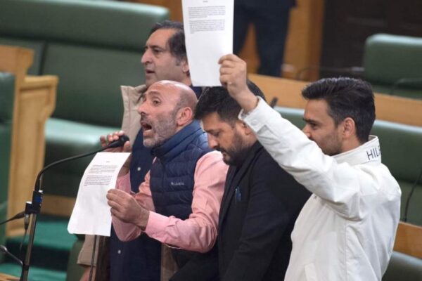 MLA Langate Sheikh Khursheed Protests During LG Sinha’s Address, JKPC Chief Sajad Lone Criticizes Speech for Ideological Overlap with BJP