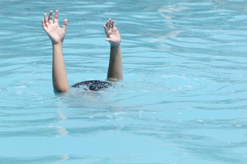 hands-drowning-boy-15131124