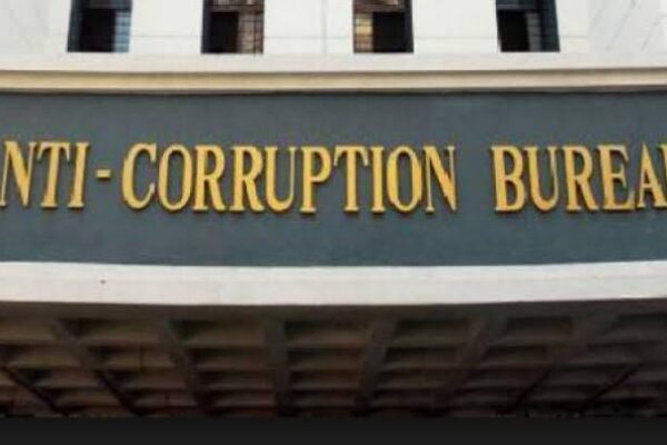 ACB traps Geology & Mining officer in Ganderbal while accepting a bribe