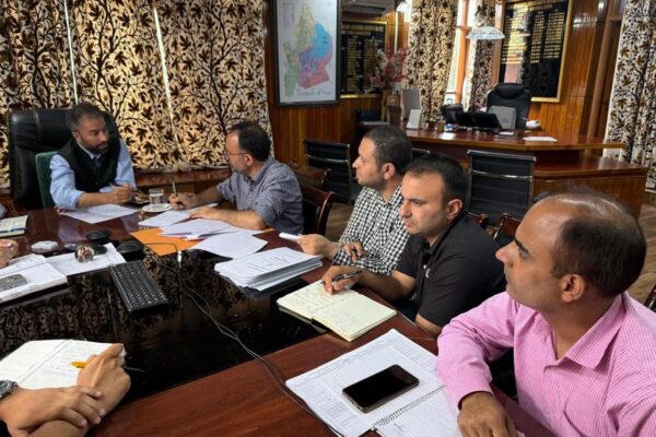 MLA Kangan Reviews Key Water Supply Projects in High-Level Meeting with PHE Official.