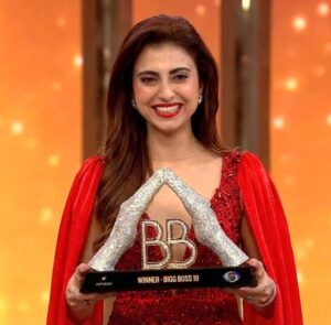Winner of hearts ❤️‍🔥 _farrhana_bhatt ❤️‍🔥✨🏆___farhanabhatt _bigboss19 _viral(JPG)