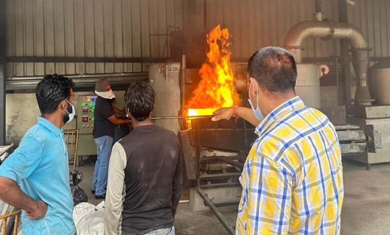 98d5eeb4-5f24-45d9-a992-a1cf65168475